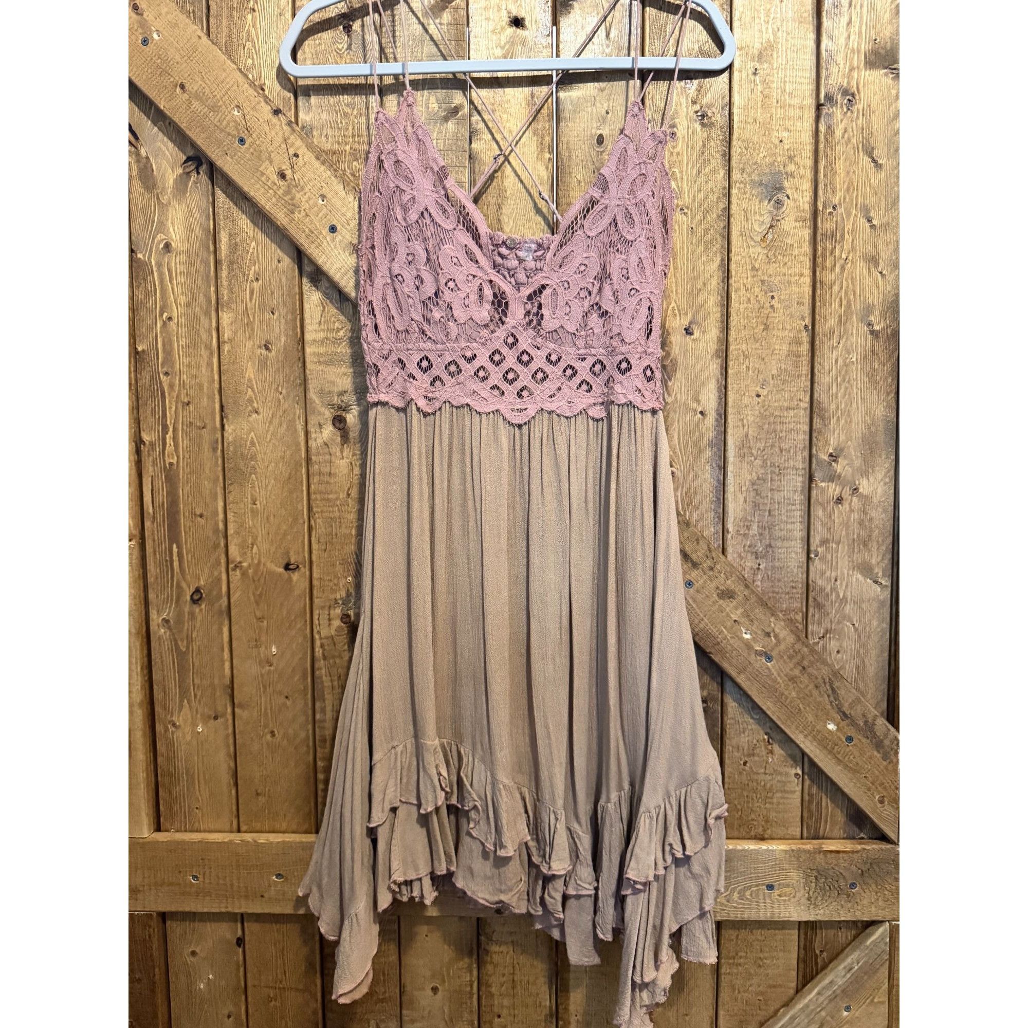 Free People Free People Mauve Pink Lace Dress M flowy bohemian boho flar Size M / US 6-8 / IT 42-44 - 1 Thumbnail