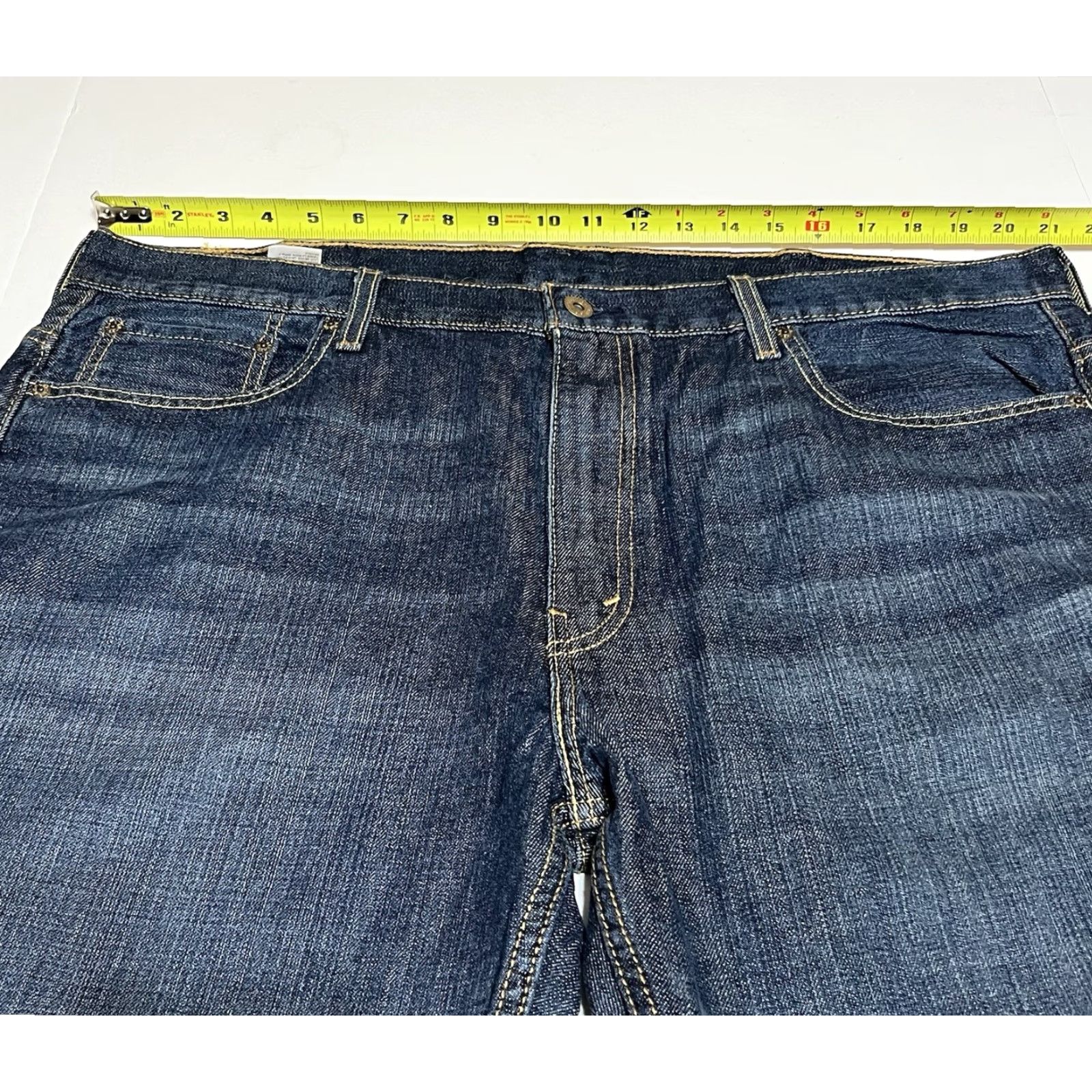 Levi's VINTAGE Levi's 569 Jeans Mens Regular 42 Waist 31 Inseam Blue Denim Straight Fit 5-Pocket Zip Closure Size US 42 / EU 58 - 3 Thumbnail