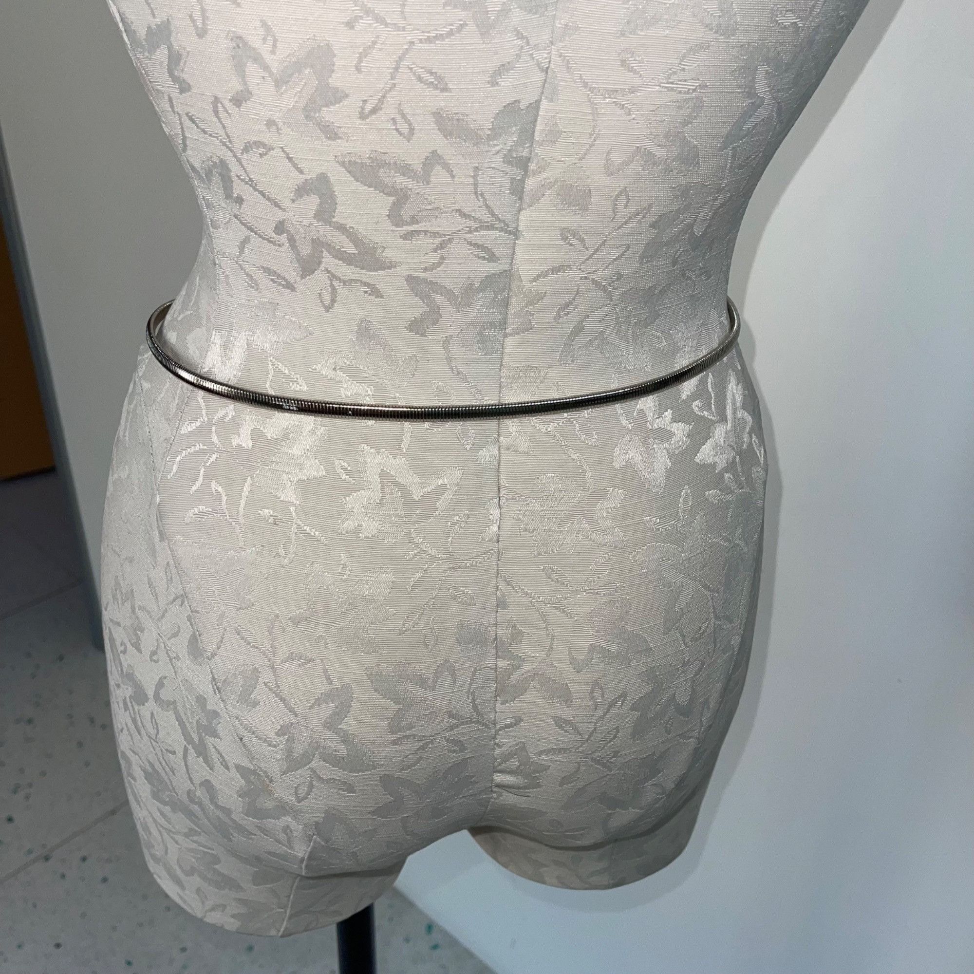 The Unbranded Brand Womens Belt Size 27 Silver Stretch Tone Rhinestone Size ONE SIZE - 2 Thumbnail