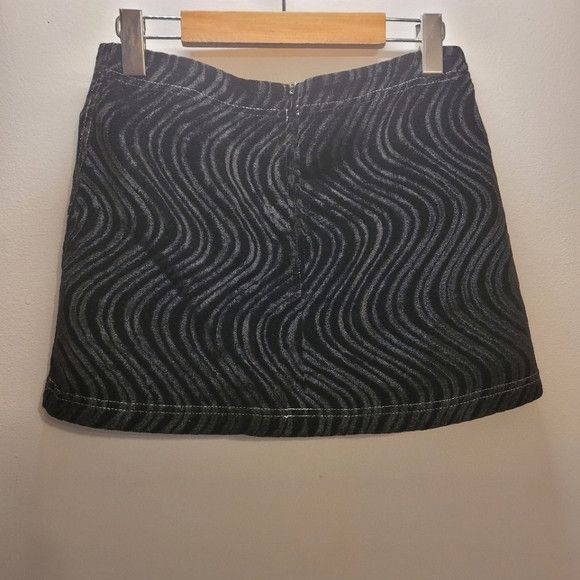 Vintage Serious Vintage Rockstar Black Velvet Mini Skirt - M Size 28" / US 6 / IT 42 - 3 Thumbnail