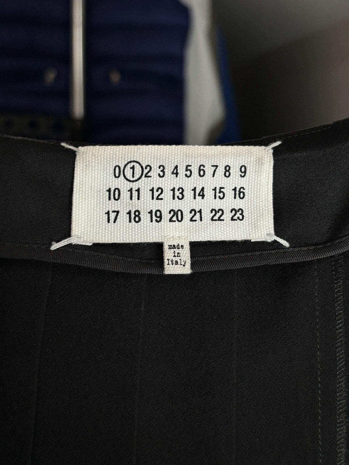Maison Margiela Maison Margiela Rare Pleated Skirt „Vitamin Against Disease” Size 28" / US 6 / IT 42 - 7 Thumbnail