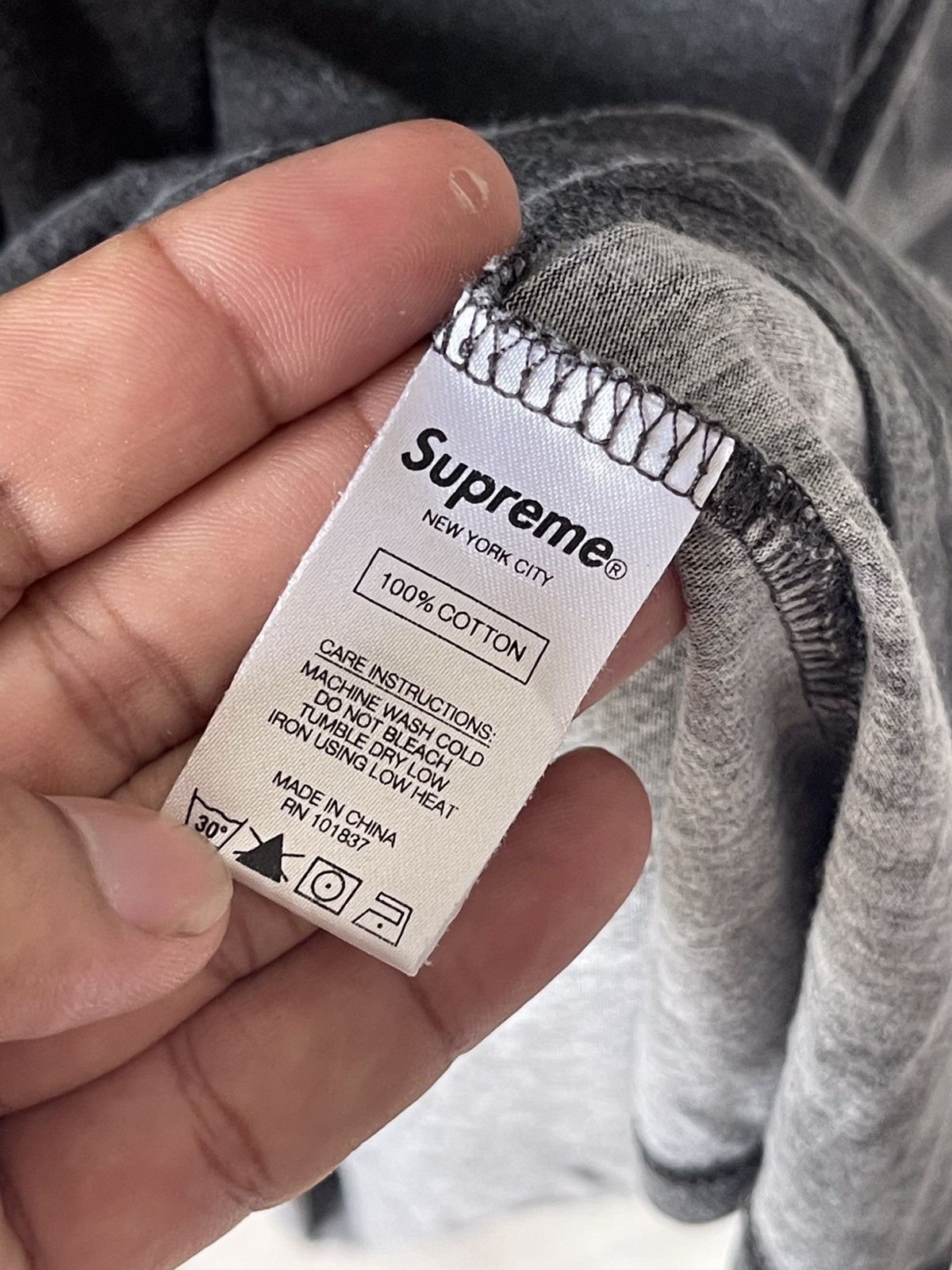 Supreme Supreme Faded Long Sleeve Size US L / EU 52-54 / 3 - 10 Thumbnail
