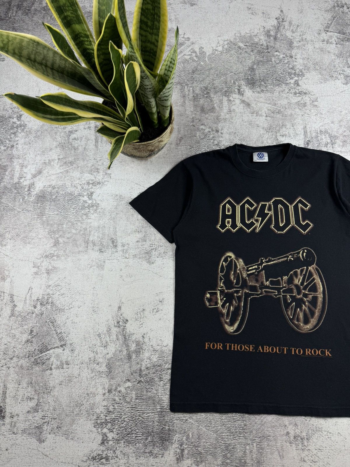 AC/DC ACDC 1999 Men’s Small Metal Rock Tour Rap Faded Merch Devil Band T Shirt Jersey Size US S / EU 44-46 / 1 - 3 Thumbnail