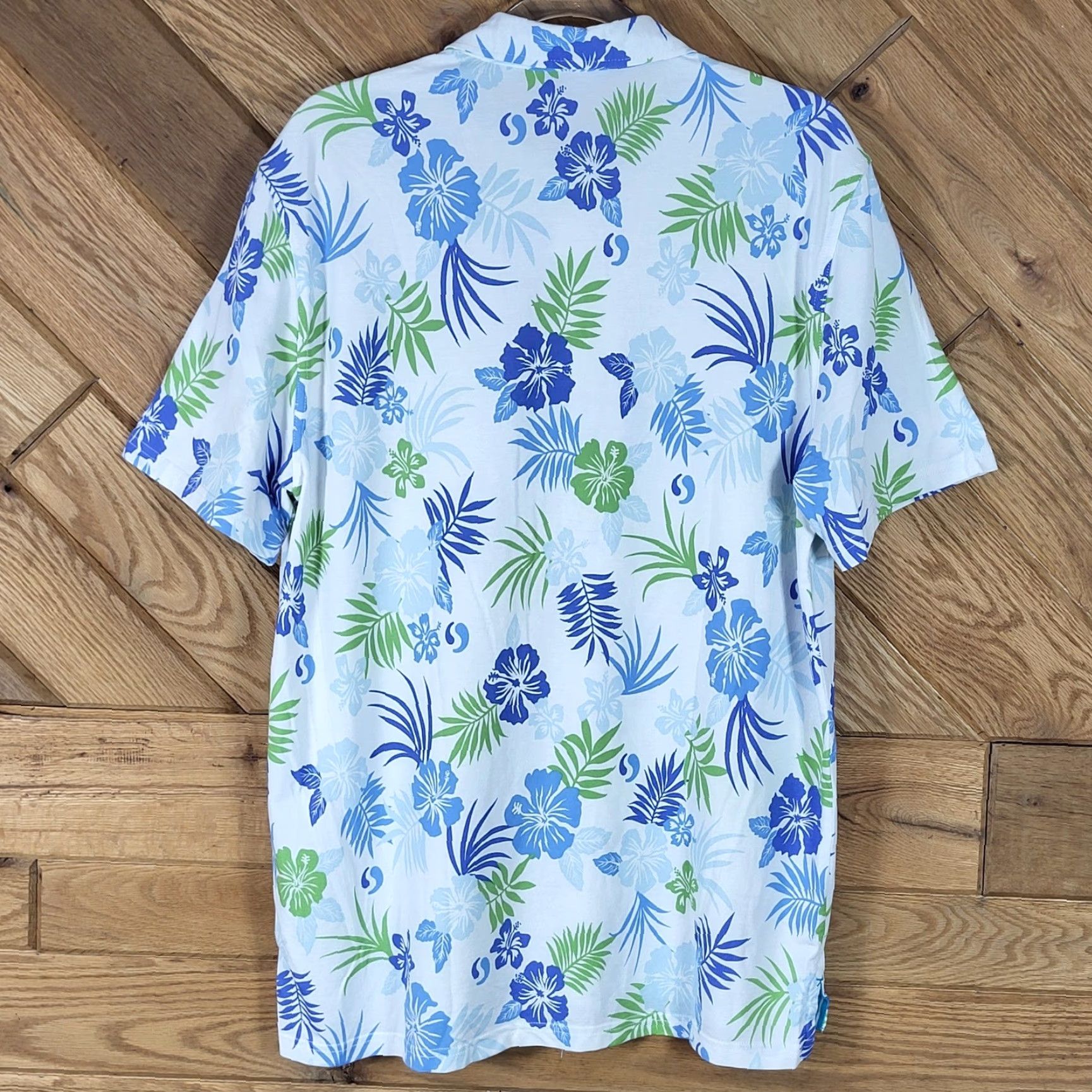 Tori Richard Tori Richard Polo Shirt Mens L Hawaiian Tropical Floral Hibiscus White Blue Shirts Golf Beach Tropical Multicolor 90s? Size US L / EU 52-54 / 3 - 5 Thumbnail