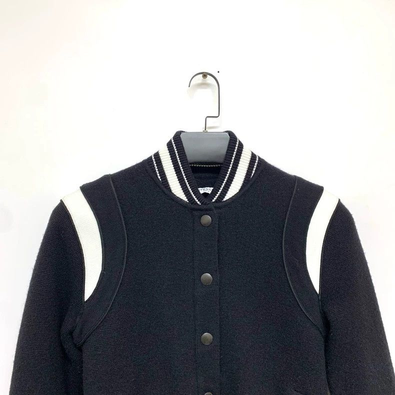 Givenchy Givenchy [Women's wear] Classic baseball jacket with logo Size XS / US 0-2 / IT 36-38 - 4 Thumbnail