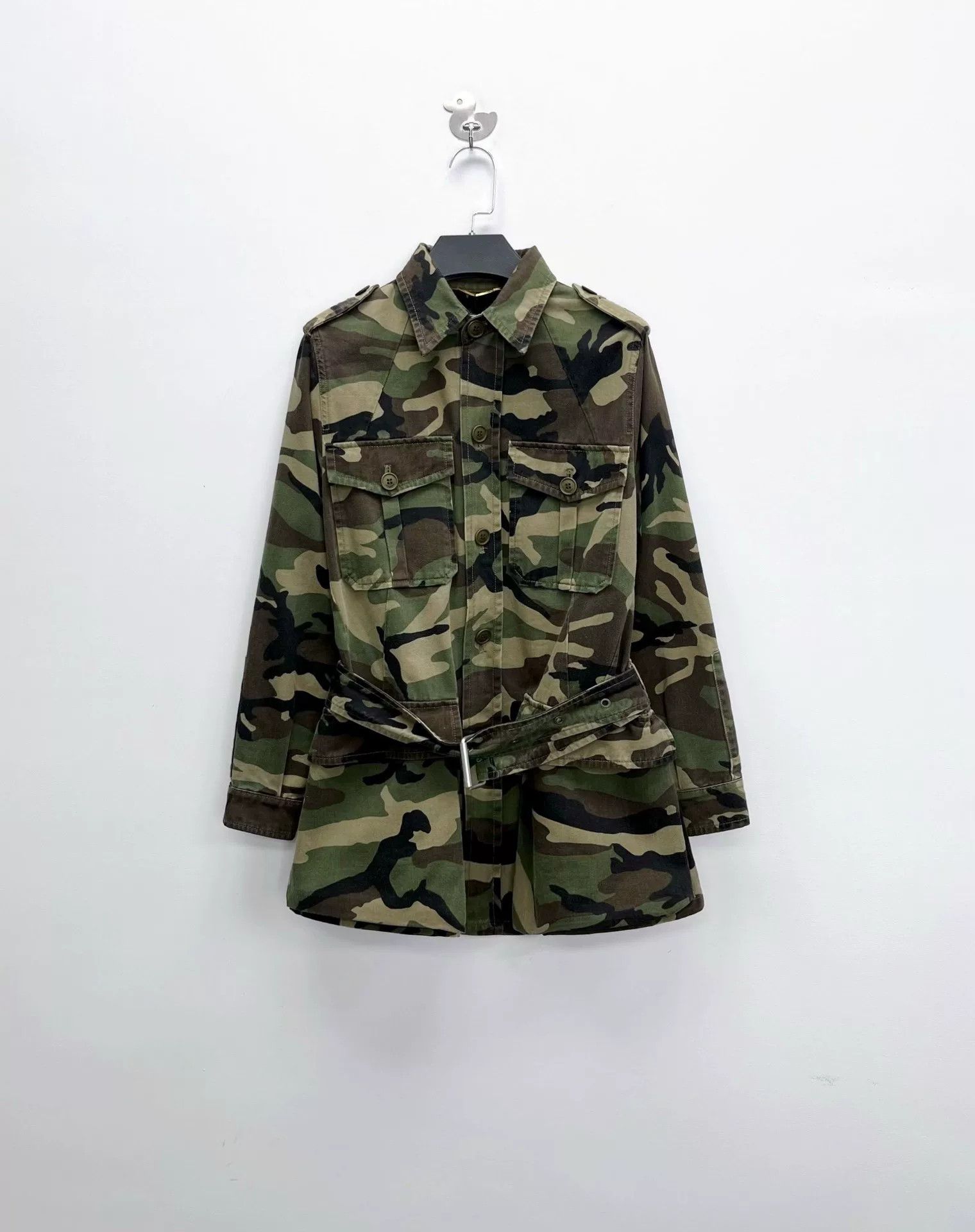 Saint Laurent Paris saint laurent camo utility jacket with logo Size US S / EU 44-46 / 1 - 1 Thumbnail