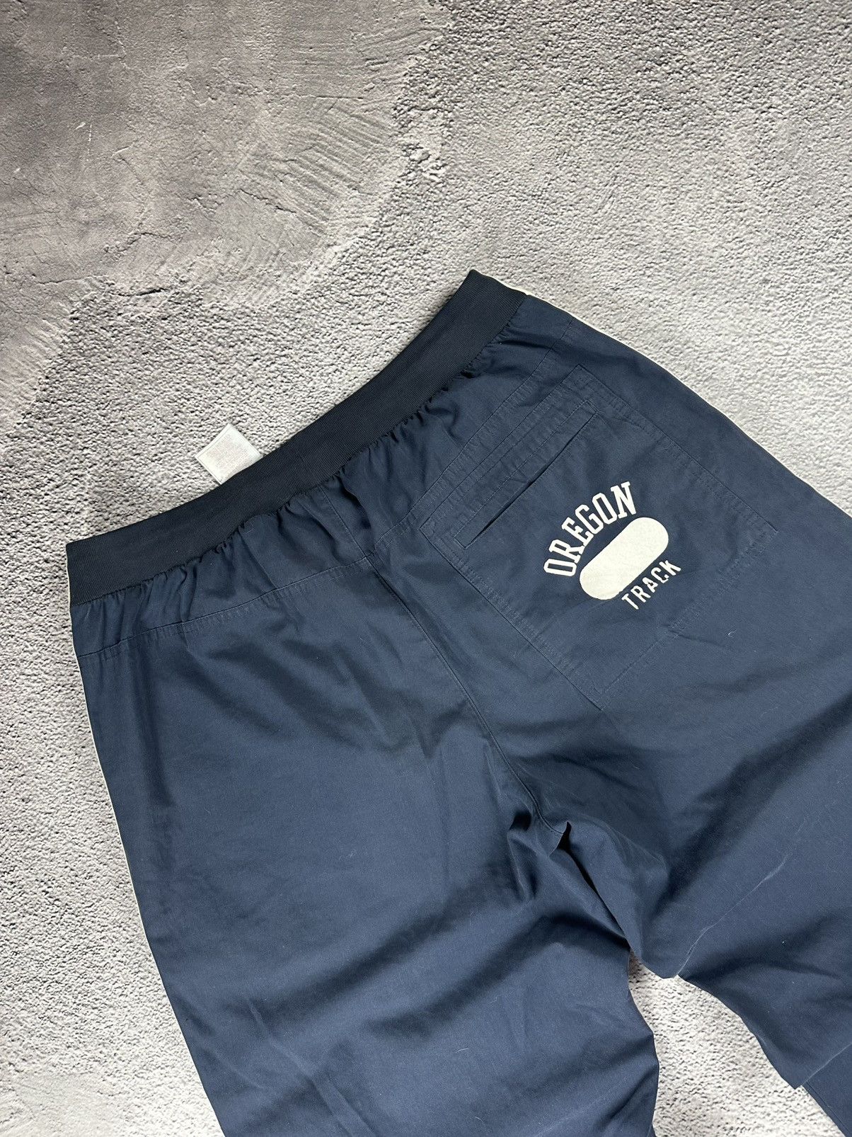 Nike Vintage Nike Oregon Trackpants Nylon Baggy Drill Faded Style Size US 36 / EU 52 - 10 Thumbnail