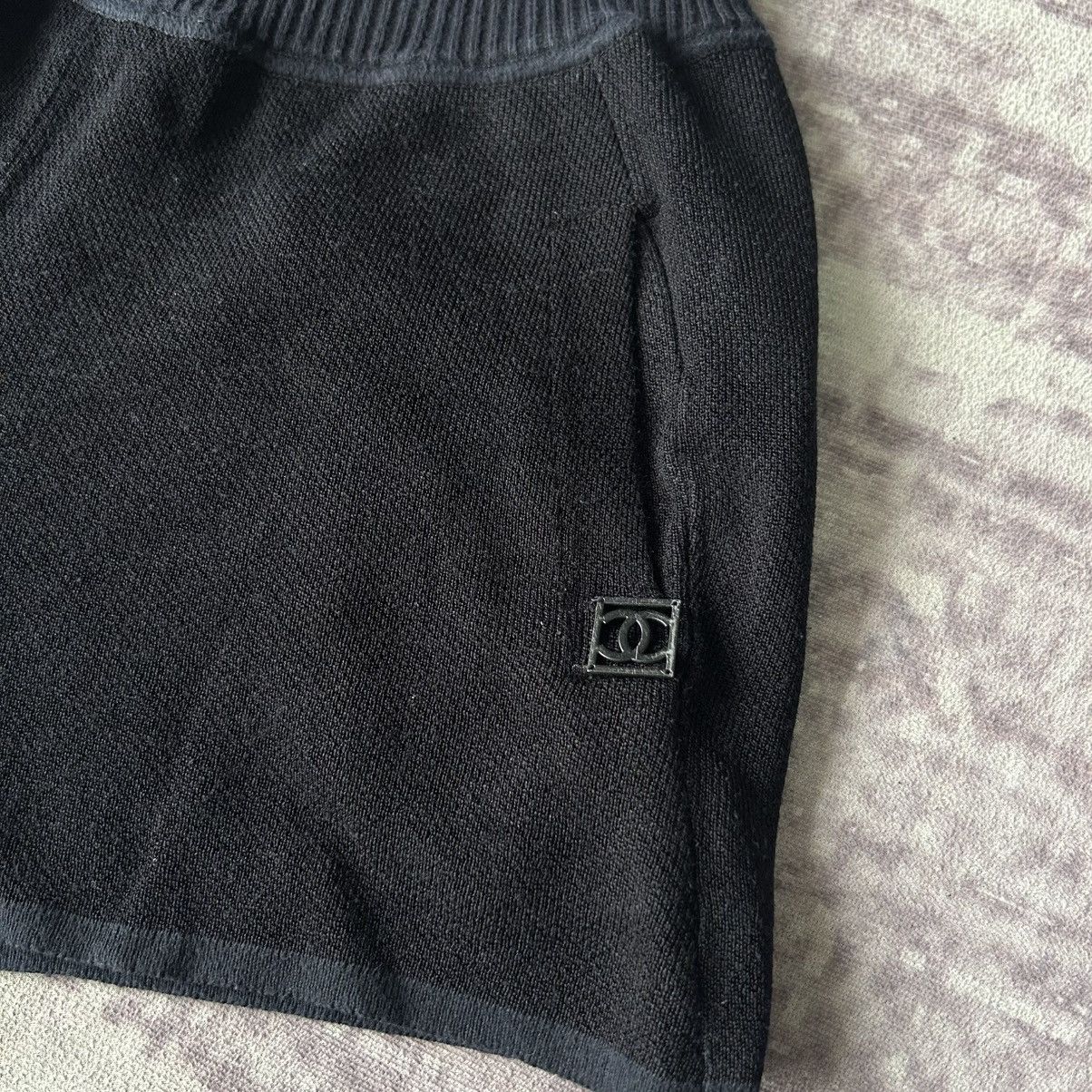 Chanel Chanel Logo Short Pants Size 28" / US 6 / IT 42 - 6 Thumbnail