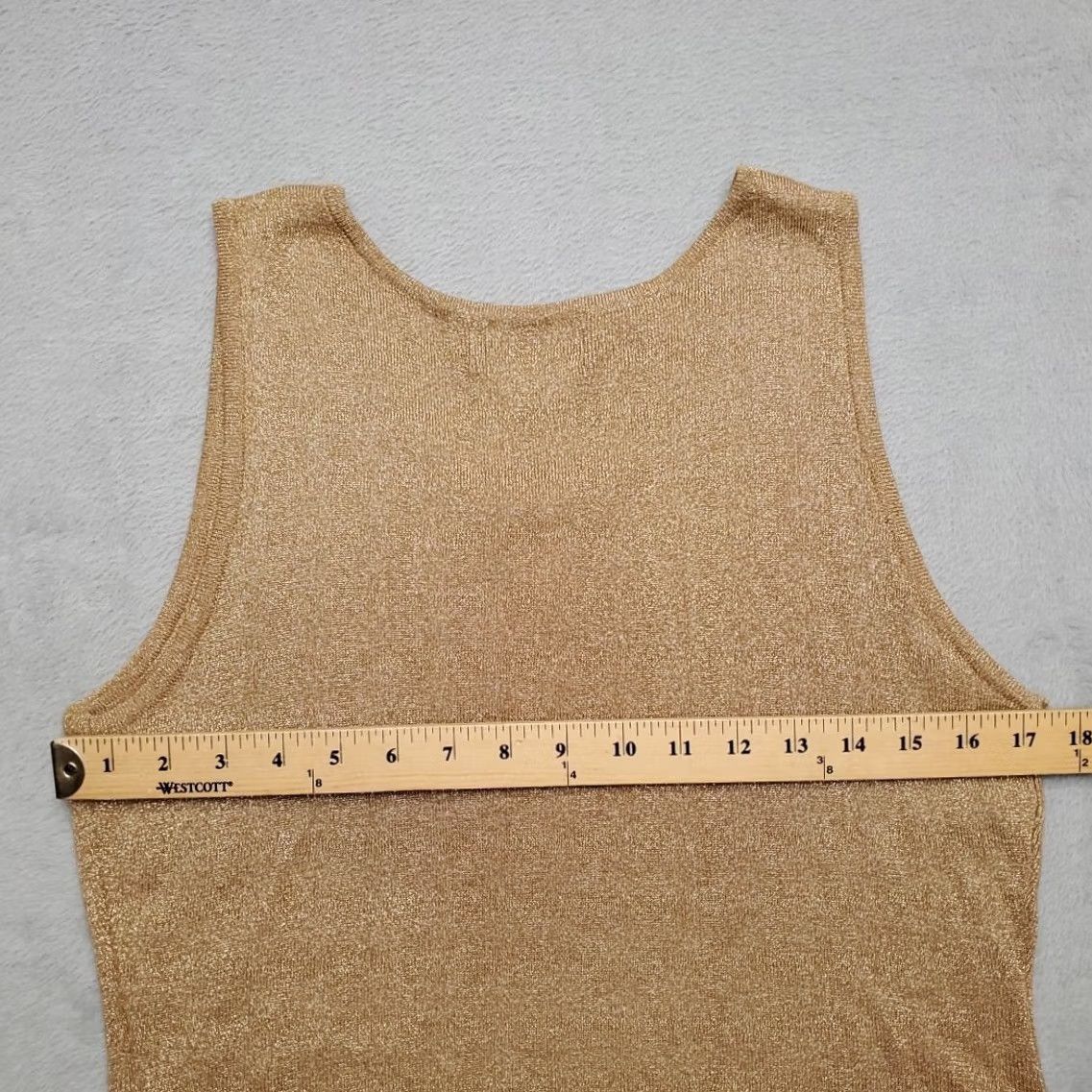Etro VINTAGE Classiques Top Womens XL Metallic Gold 70% Merino Wool Retro Disco 70s Tank Wool Knit Gold Womens XL Metallic Gold 70s Vintage Classiques Top Size XL / US 12-14 / IT 48-50 - 7 Thumbnail