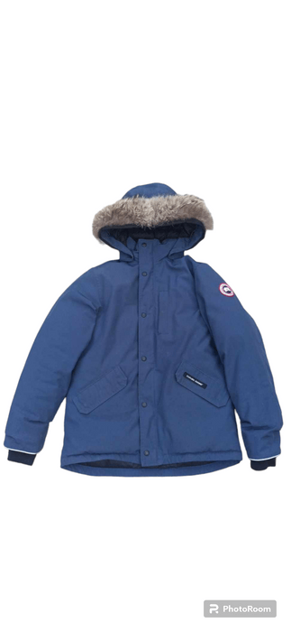 Canada goose logan parka hotsell youth xl