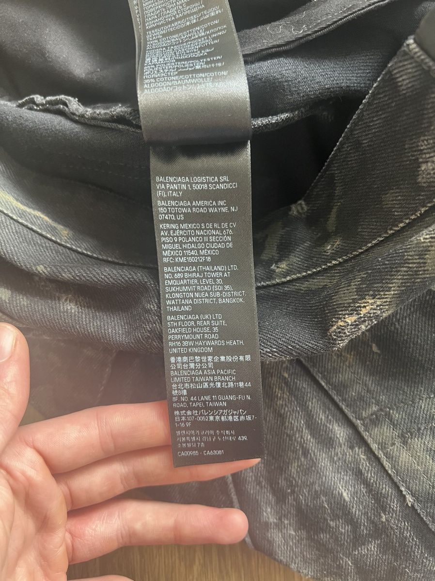Balenciaga Balenciaga super destroyed jeans Size US 36 / EU 52 - 9 Thumbnail