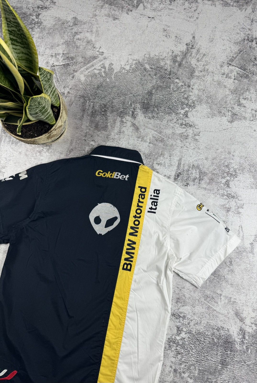 Bomboogie Vintage Bomboogie Formula 1 F1 Motorrad Button NEW Shirt Tee Size US S / EU 44-46 / 1 - 19 Thumbnail