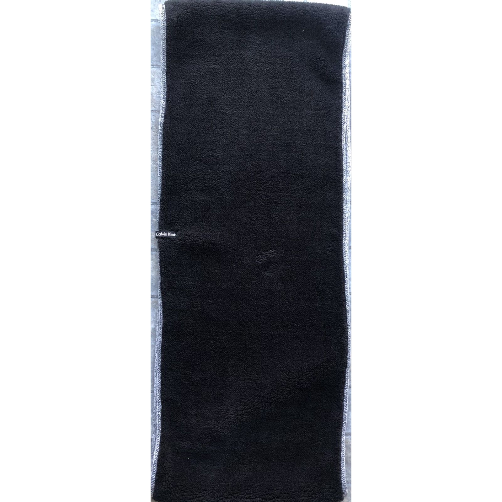 Calvin Klein VINTAGE Calvin Klein Scarf Gray & Black RN#54163 CA#57151 Women's Scarf Gray Black RN#54163 CA#57151 Size ONE SIZE - 6 Thumbnail