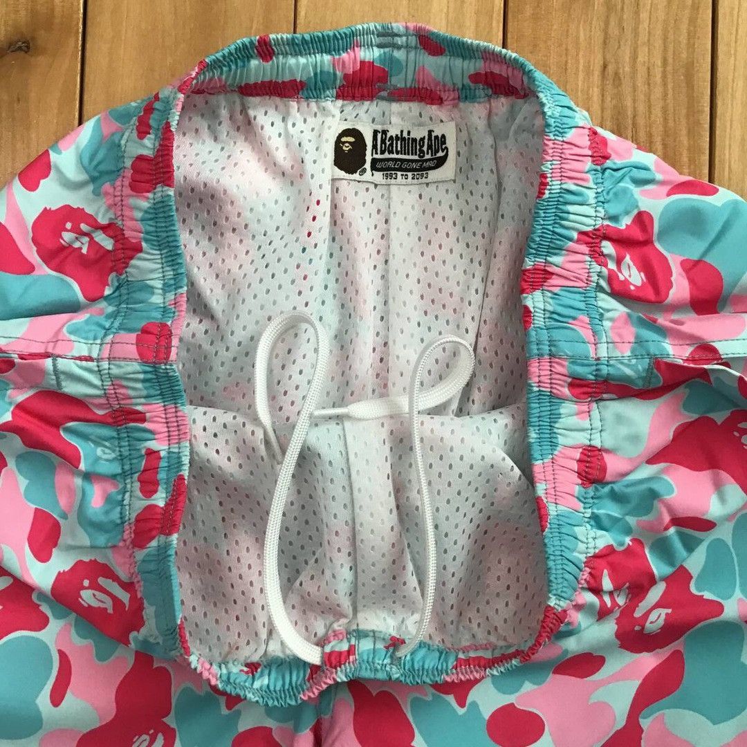 Bape 🔥Miami store camo🔥 BAPE beach shorts a bathing ape ★size L Size US 34 / EU 50 - 5 Thumbnail