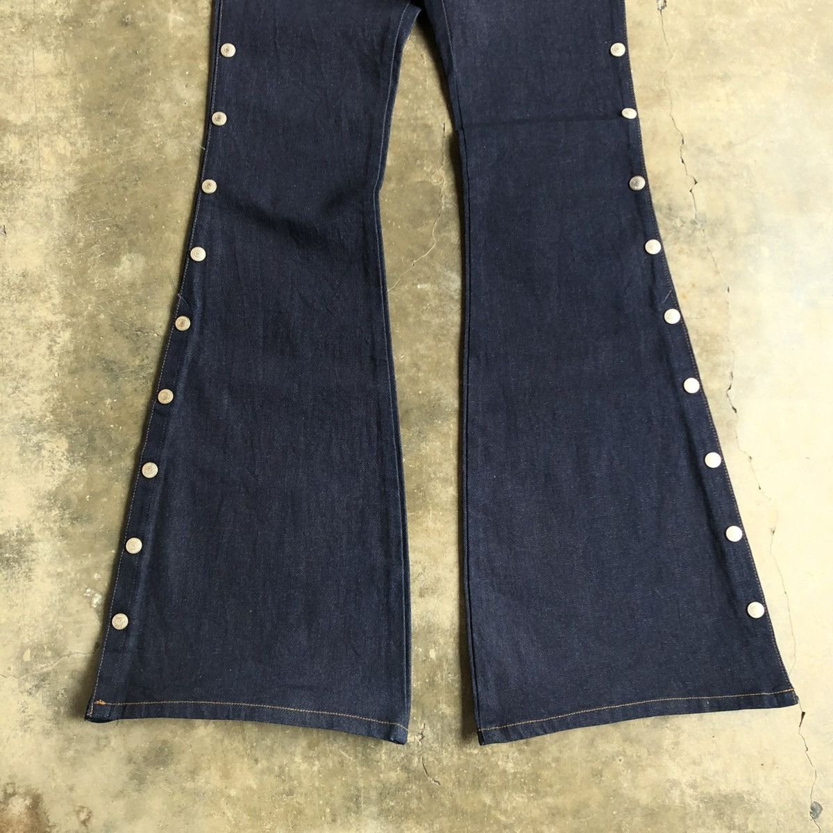 14th Addiction 2000s Et-Boite Button Raw Denim Flared Jeans Lgb Size US 26 / EU 42 - 6 Thumbnail