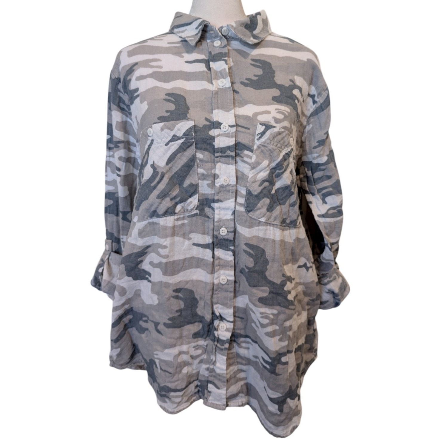 Sanctuary Sanctuary Lead Camo Tomboy Shirt Grey Roll Tab Sleeve Shirt Size L / US 10 / IT 46 - 1 Thumbnail