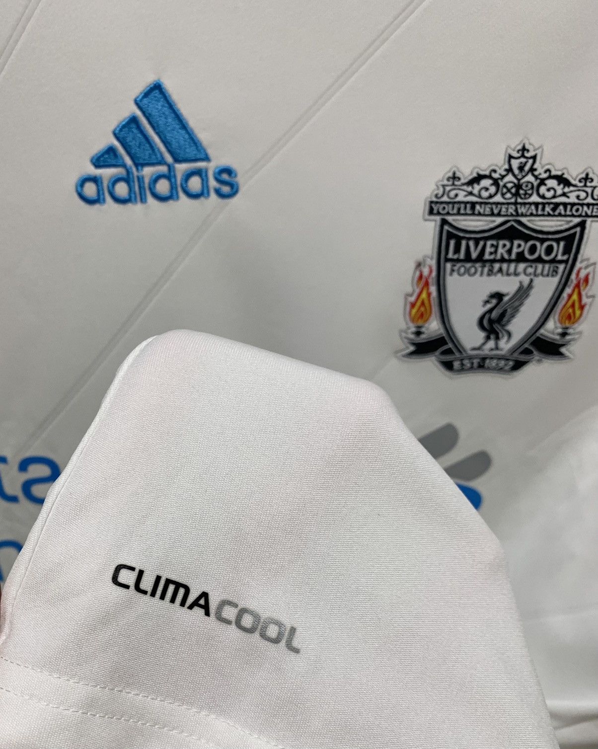 Adidas Liverpool adidas longsleeve vintage soccer jersey 2xl xxl ap Size US XXL / EU 58 / 5 - 9 Thumbnail