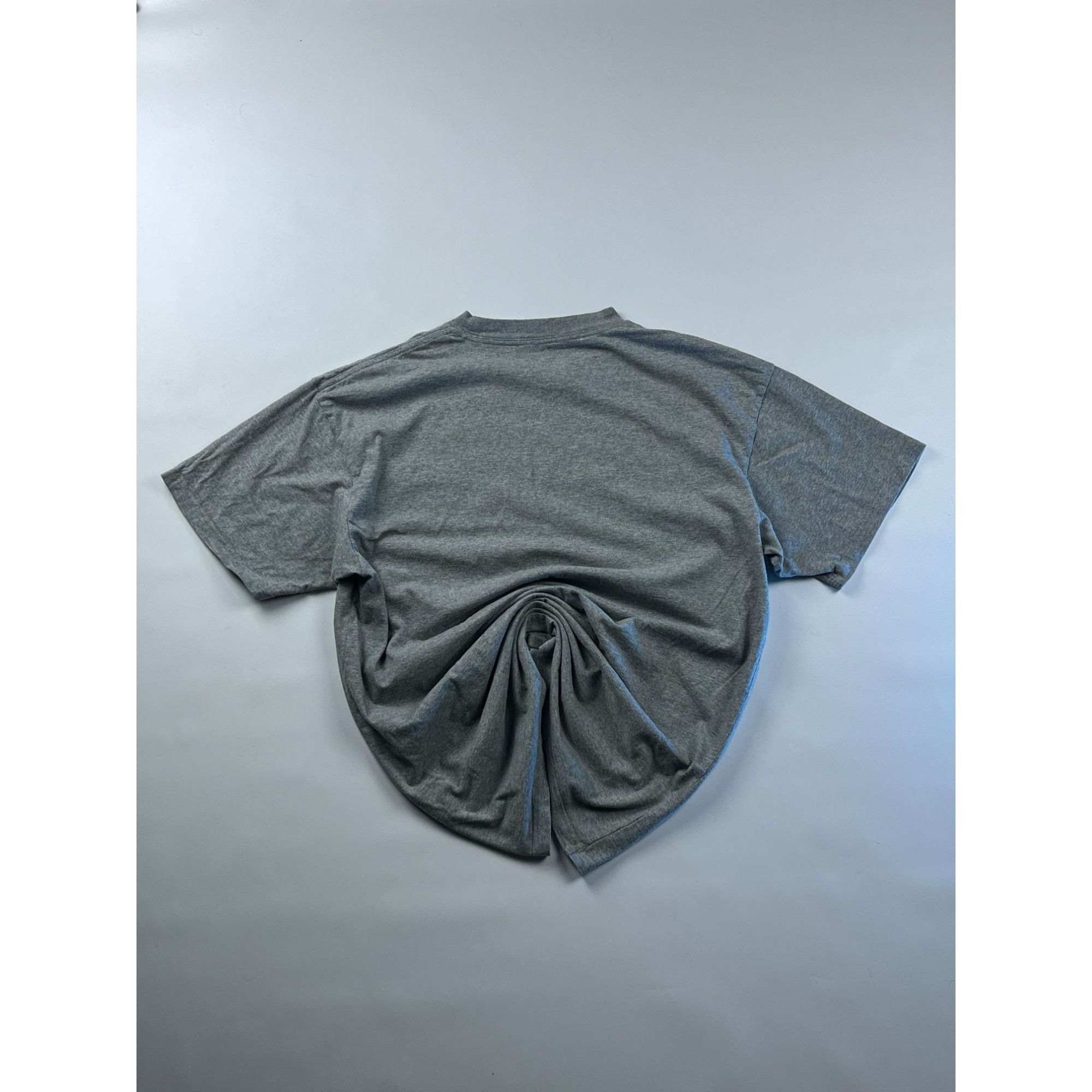 Carhartt × Vintage Carhartt Gray American Truck Graphic T-Shirt Size US M / EU 48-50 / 2 - 5 Thumbnail