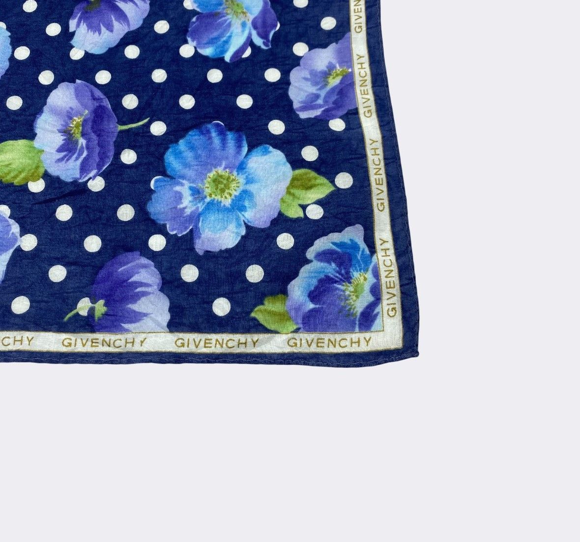 Givenchy Vintage Givenchy Handkerchief Neckerchief Bandana H265R Size ONE SIZE - 3 Thumbnail