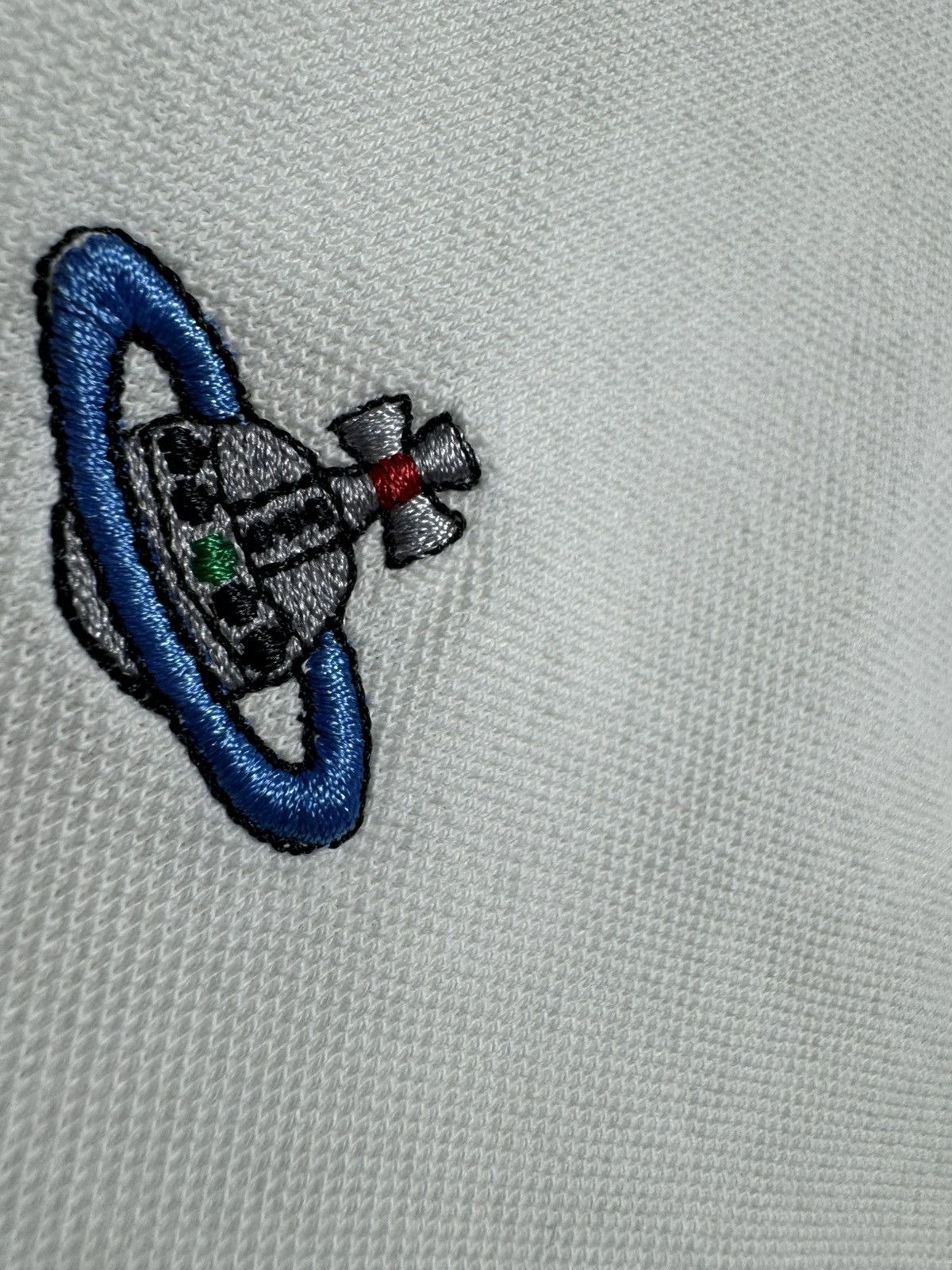 Vivienne Westwood Vivienne Westwood Luxury Polo Shirt White Size L Size US L / EU 52-54 / 3 - 5 Thumbnail