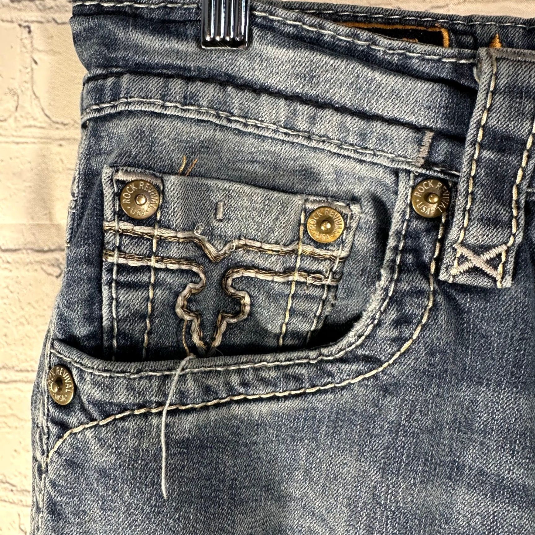 Vintage Rock Revival Jeans 34 Men Straight Denim Blue 5-Pocket Embroidered Distressed Logo Patch Leather Ride Biker Mid Lift 32 Inseam Mens Size US 34 / EU 50 - 5 Thumbnail