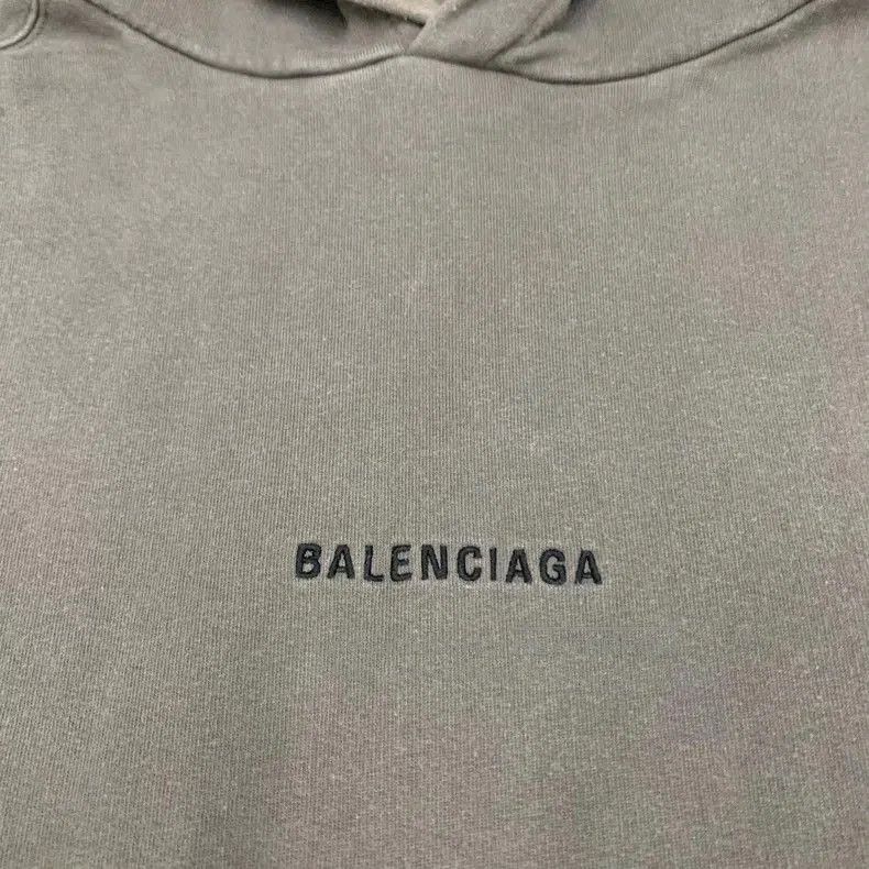 Balenciaga Balenciaga Gray Embroidered Hoodie. Size US S / EU 44-46 / 1 - 5 Thumbnail