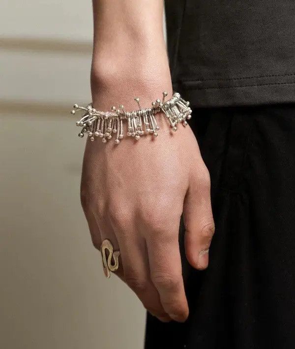 Jewelry Avant Garde Seaweed Fringe Bracelet Chain Aesthetic y2k Size ONE SIZE - 1 Thumbnail