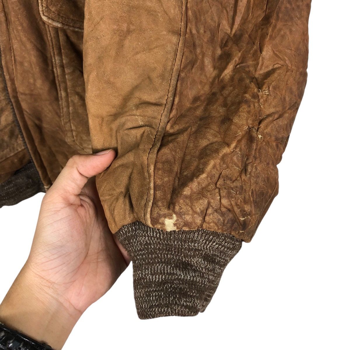 Vintage Vintage Military Type A-2 Flight Jacket Genuine Leather Usa Size US L / EU 52-54 / 3 - 16 Thumbnail