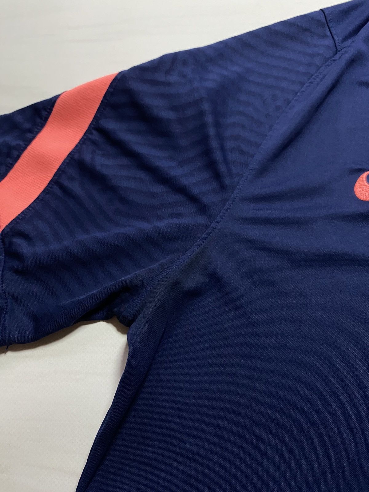 Nike Nike Tottenham Hotspur 2020/21 training soccer jersey Size US XL / EU 56 / 4 - 9 Thumbnail