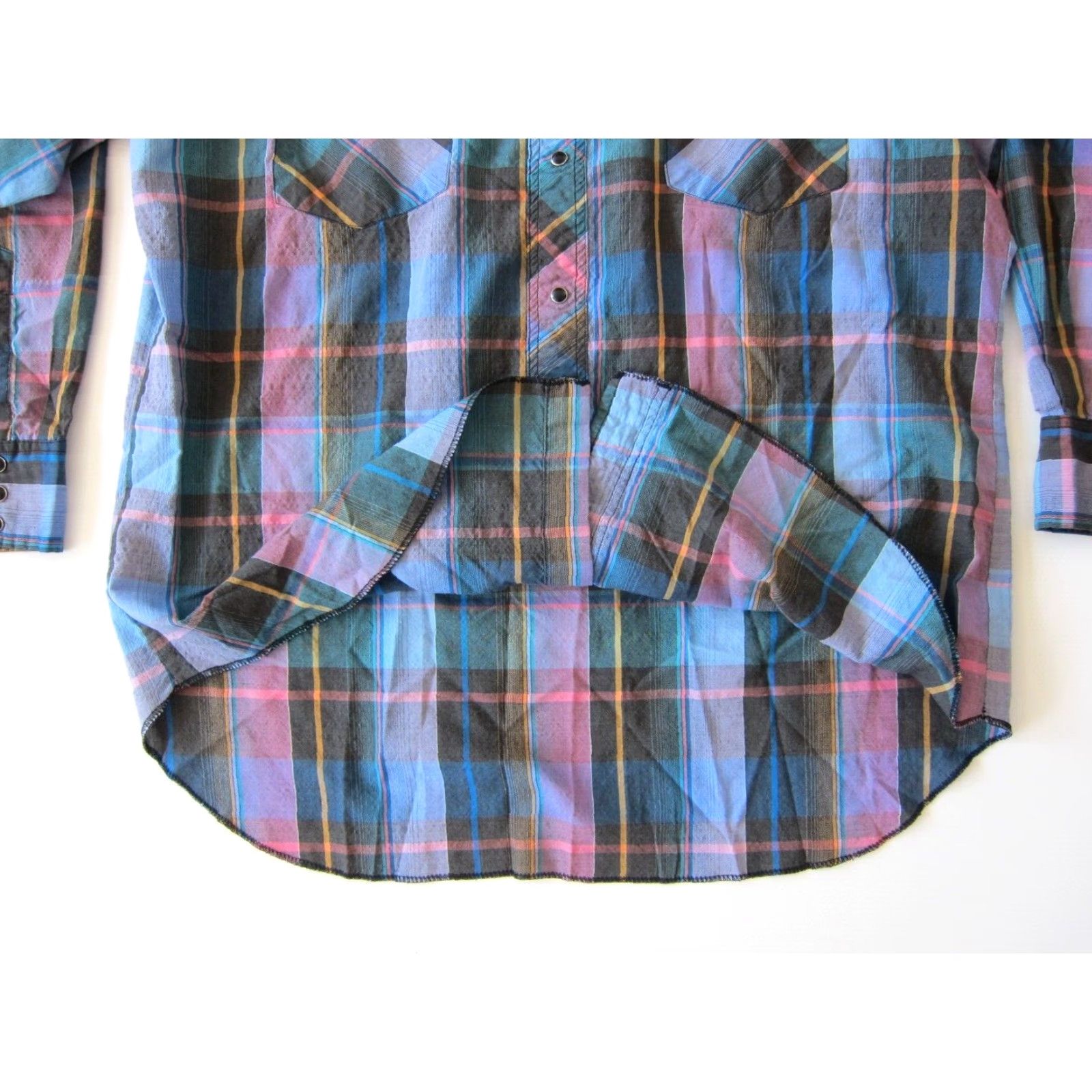 Vintage Vtg Rustler XLong Tails Pink Plaid Snap Button Collared Western Shirt L 16 32/33 Size US L / EU 52-54 / 3 - 7 Thumbnail