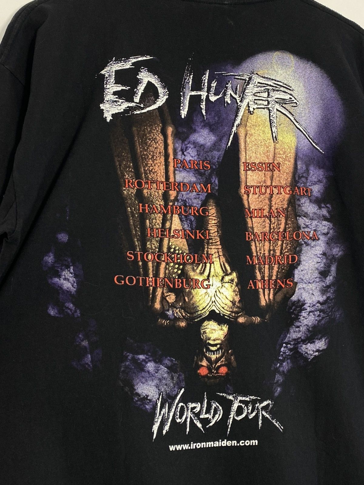 Band Tees Vintage 1999 Iron Maiden Ed Hunter Tour Metal T-shirt Size US L / EU 52-54 / 3 - 8 Thumbnail