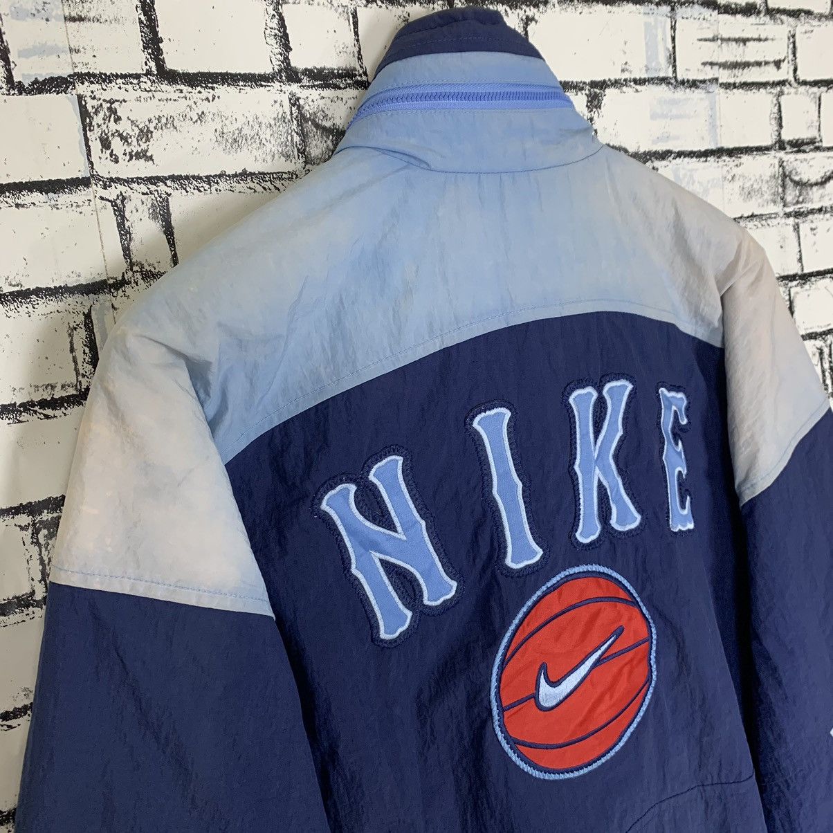 Vintage Vintage Sportwear Nike Windbreaker Jacket Size US XL / EU 56 / 4 - 12 Thumbnail