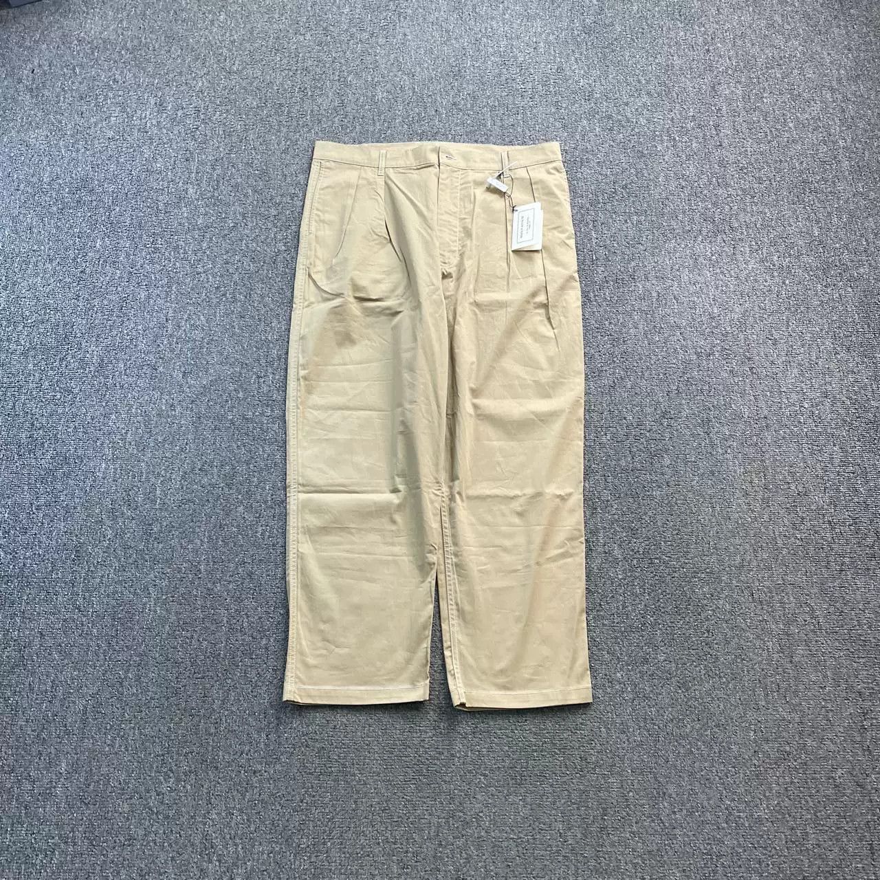 Maison Kitsune Maison KITSUNE Khaki Cropped Pants 33 Size US 33 - 1 Thumbnail