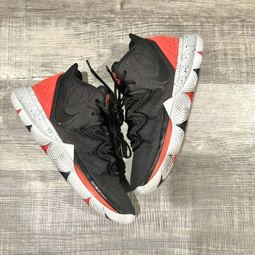 Nike NIKE • Kyrie 5 "2019 Bred" (10.5M) Size US 10.5 / EU 43-44 - 8 Thumbnail