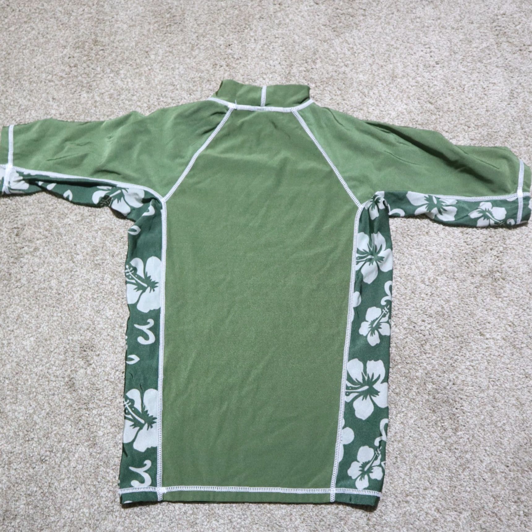 Vintage VINTAGE Tribal Surf Shirt Men Large Green Surf or Snorkel Theme 90s Concert? (Note: Ask: But we must not include questions. Hmm.) Size US L / EU 52-54 / 3 - 7 Thumbnail