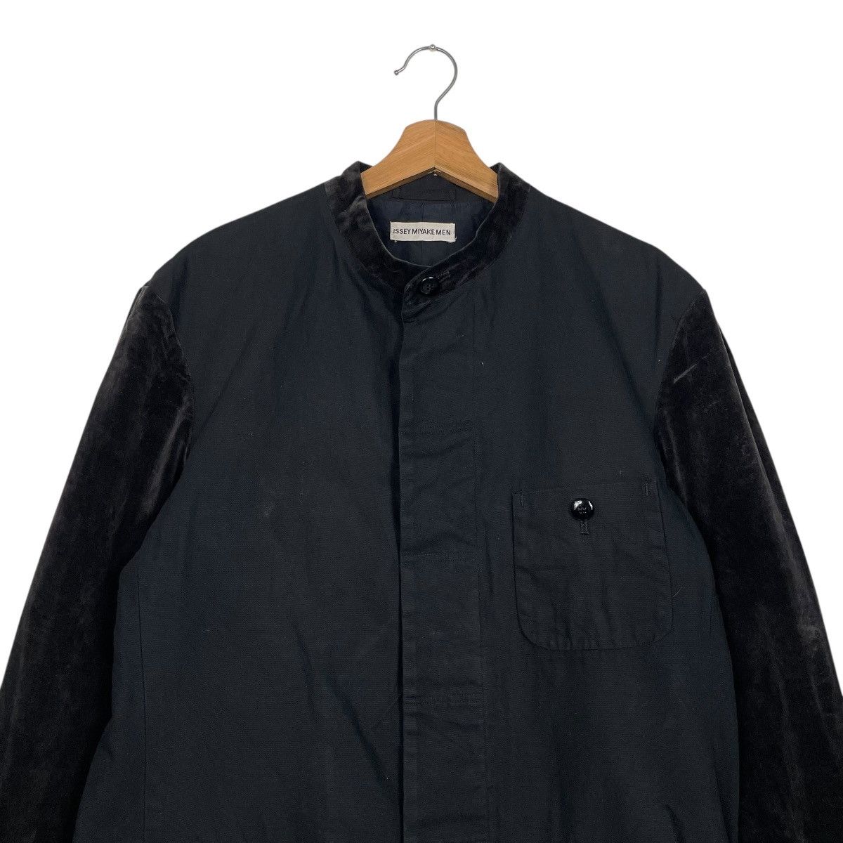 Issey Miyake Issey Miyake Men Mandarin Velvet Sleeve Jacket Size US M / EU 48-50 / 2 - 2 Thumbnail