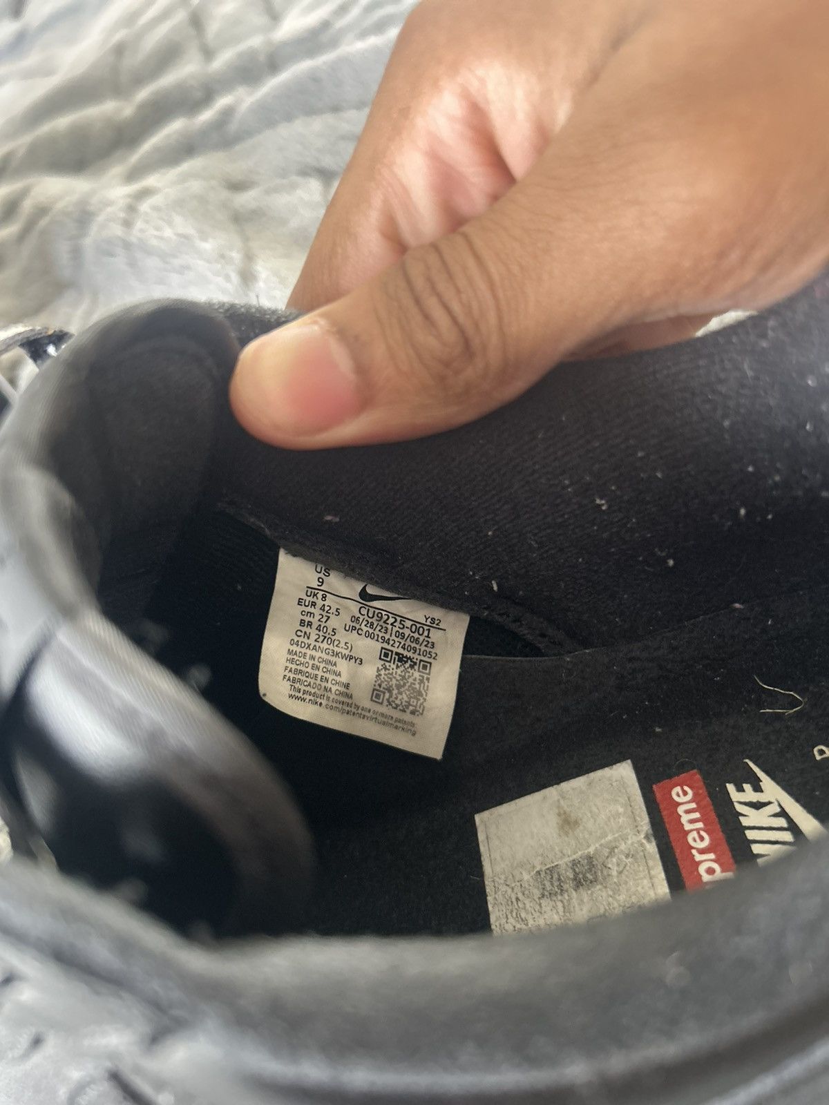 Nike × Supreme Supreme Low Top Air Force 1s Size US 9 / EU 42 - 5 Thumbnail