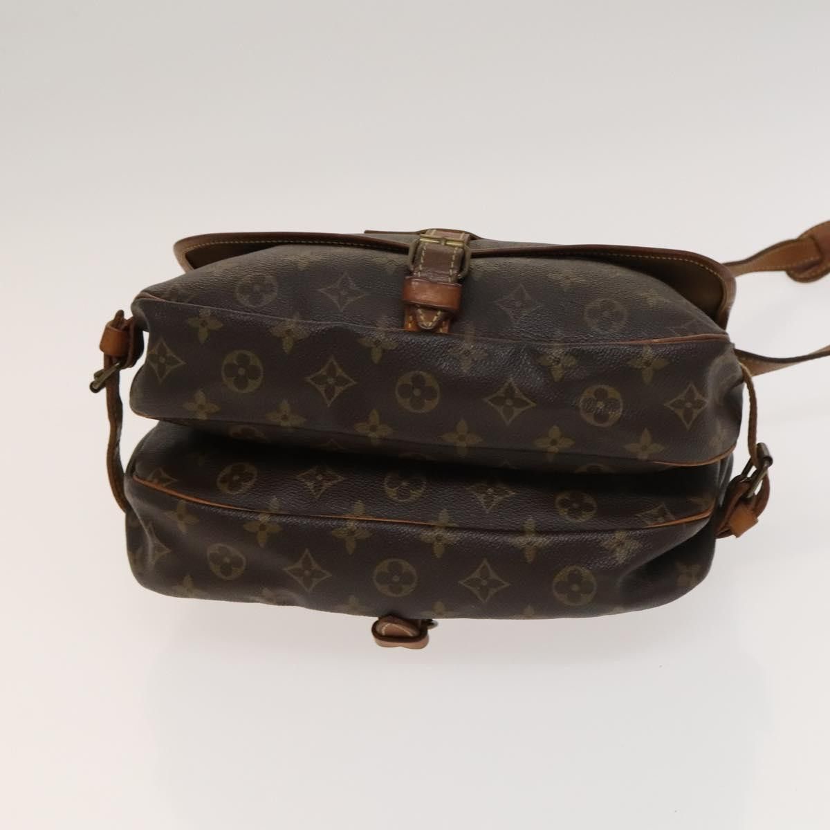 Louis Vuitton LOUIS VUITTON Monogram Saumur 30 Shoulder Bag M42256 Size ONE SIZE - 5 Thumbnail
