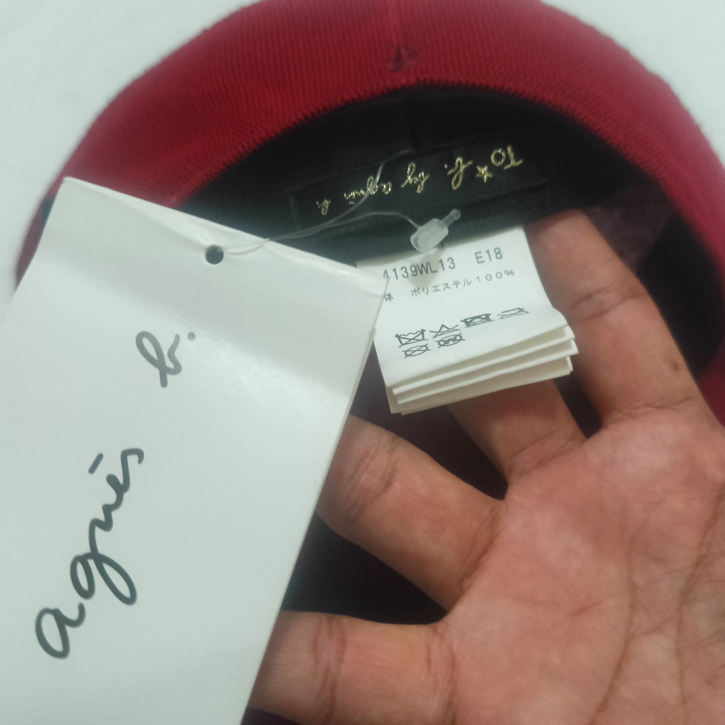 agnes b. Agnes b t shirt & flat beret Size US XL / EU 56 / 4 - 9 Thumbnail