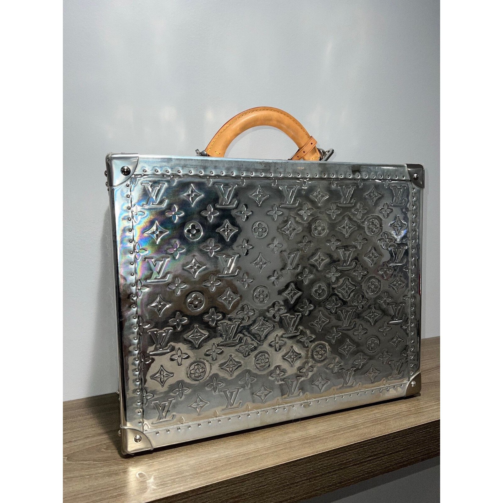 Louis Vuitton Louis Vuitton Cotteville Mirror Briefcase Hardsided Bag Size ONE SIZE - 21 Thumbnail