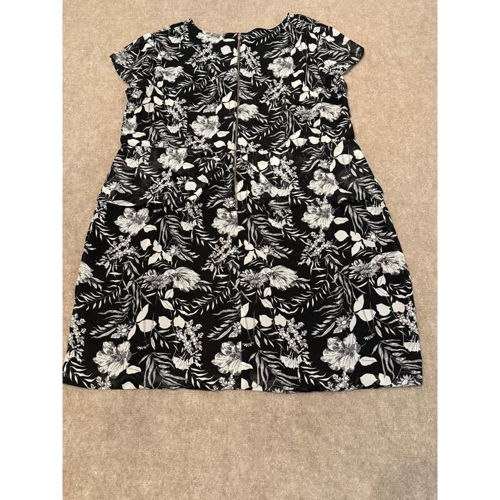 Other Cato Dress B/W Floral Sheer Overlay Sheath RuffleShortSleeve Size 4XL / US 24-26 - 7 Thumbnail