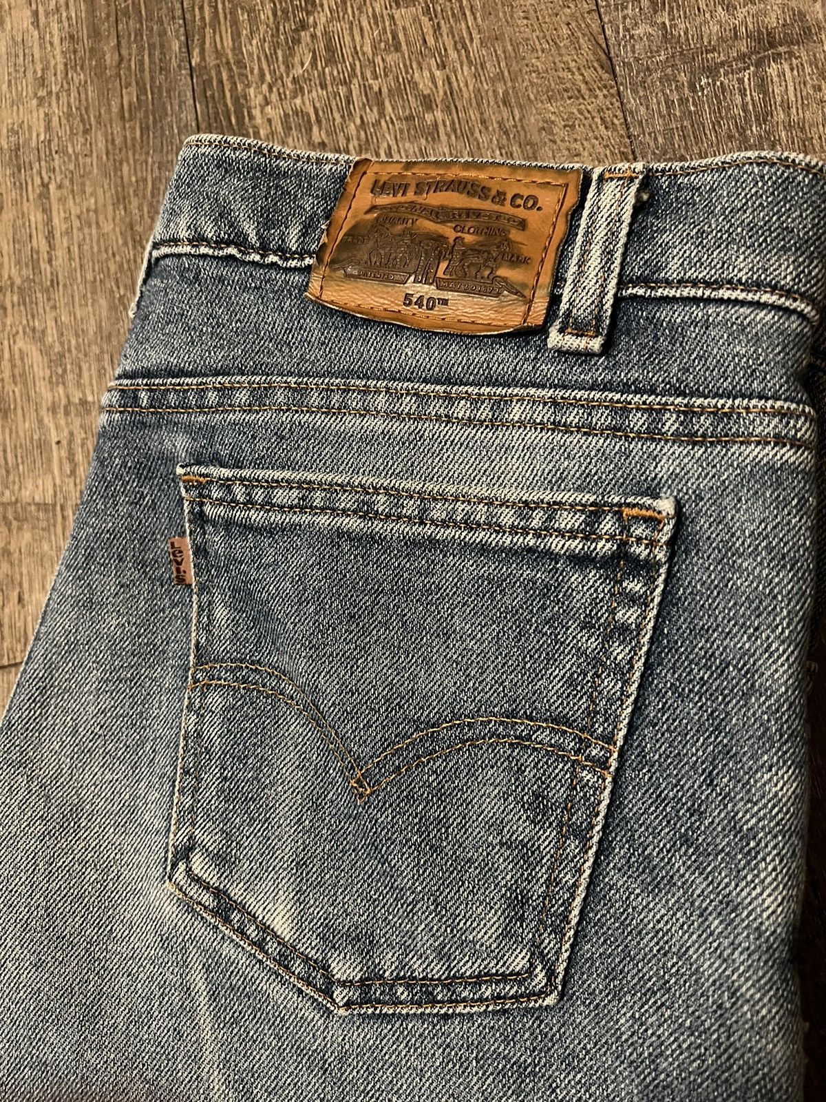 Levi's × Vintage Vintage 90’s Levis 540 Brown Tab Made In USA Flex Blue Jeans Size US 34 / EU 50 - 2 Thumbnail