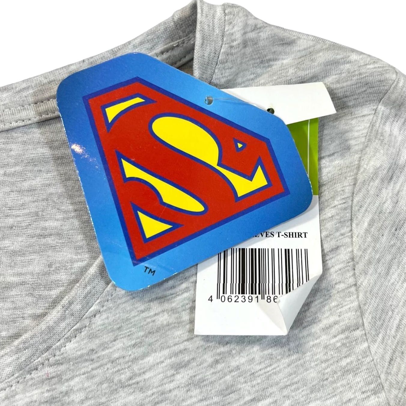 DC Comics DC Comics SUPERGIRL Graphic Wide Neck T-Shirt Womens Small Grey Short Sleeve Graphic logo spellout print 90s style Womens Size S / US 4 / IT 40 - 4 Thumbnail