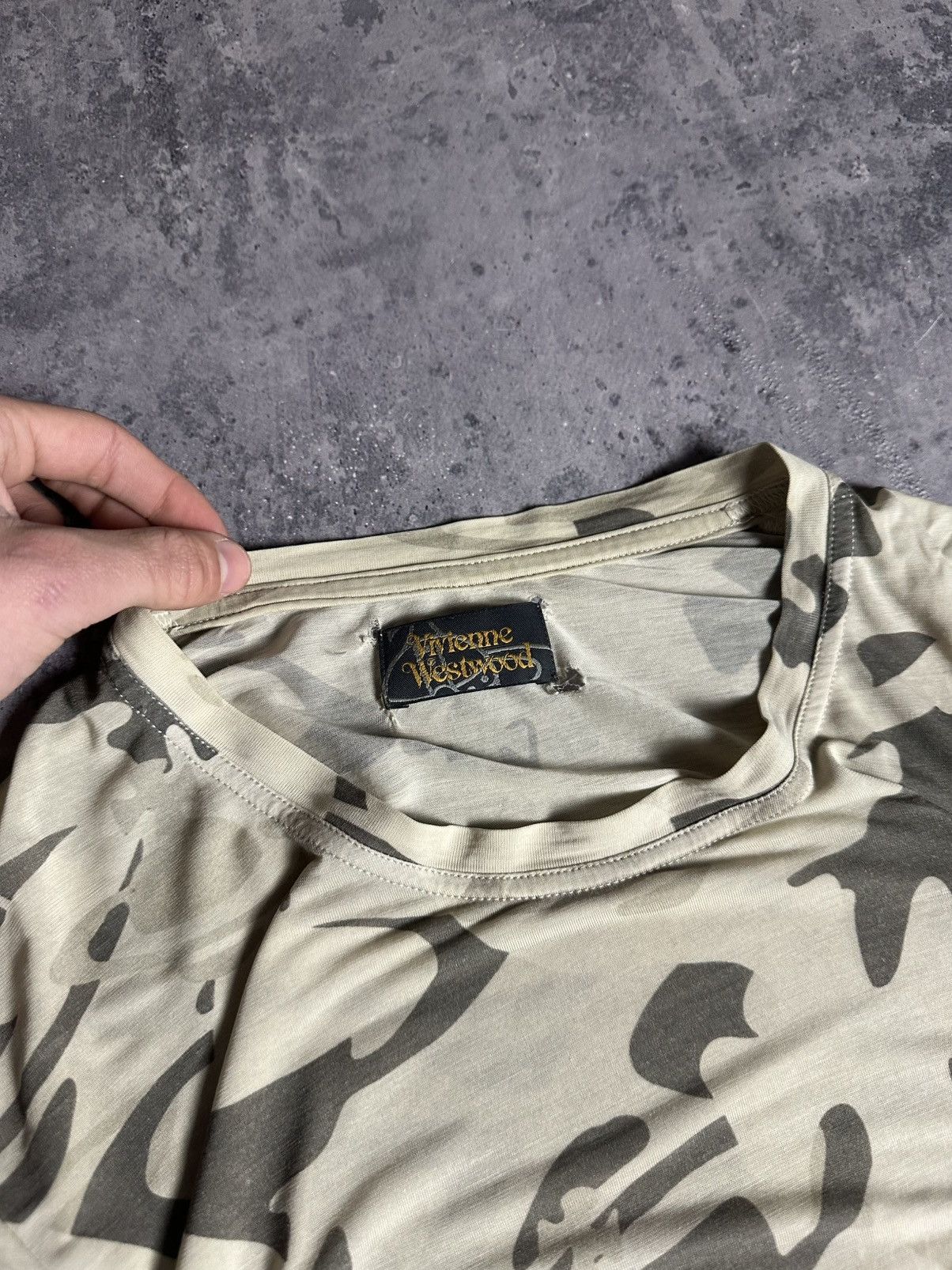 Vivienne Westwood Vivienne Westwood Anglomania Monogram Logo T-Shirt Size Xs Size US XS / EU 42 / 0 - 5 Thumbnail