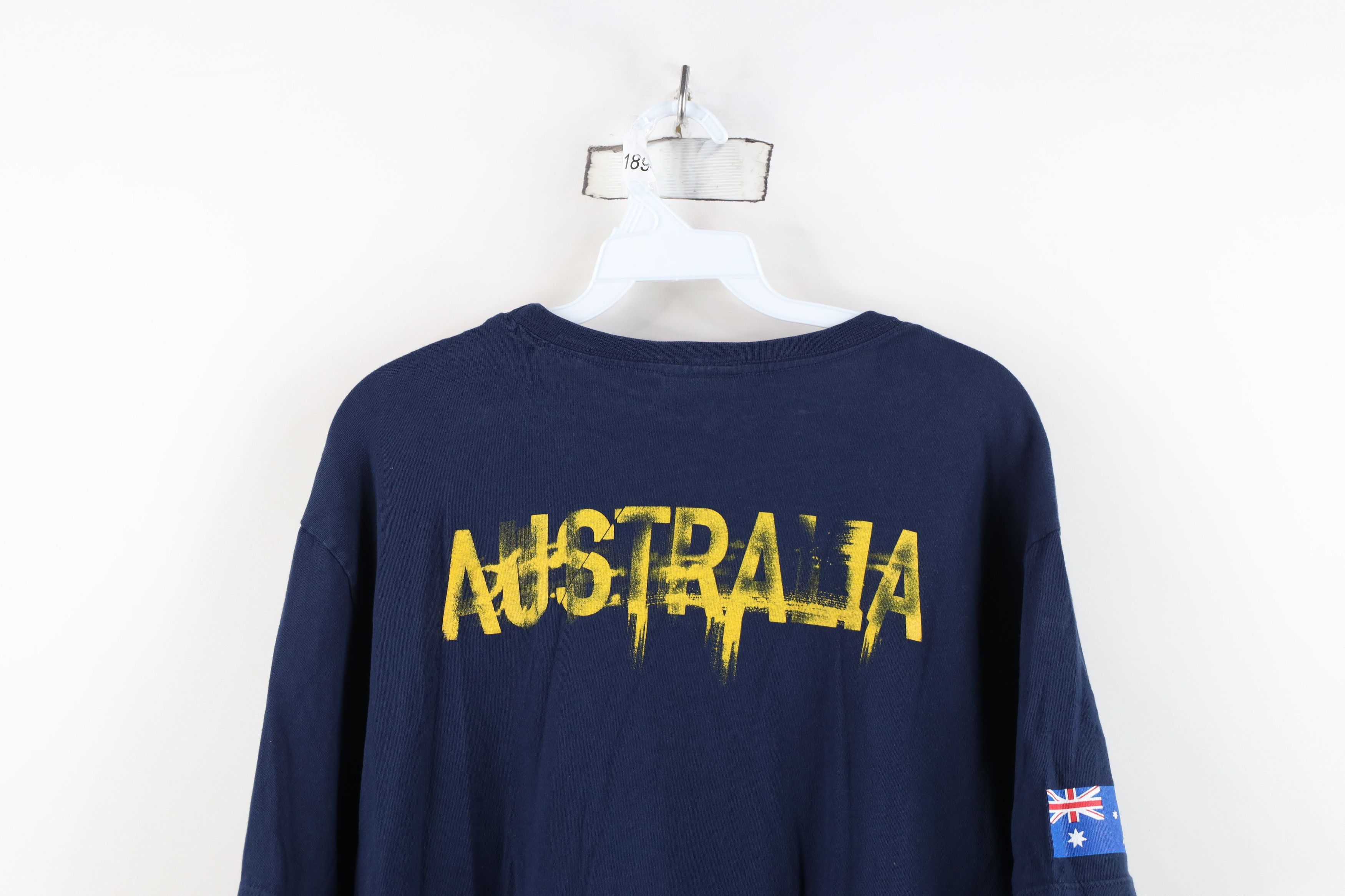 Nike Vintage Nike Swoosh Australia National Team Soccer T-Shirt Size US L / EU 52-54 / 3 - 14 Thumbnail