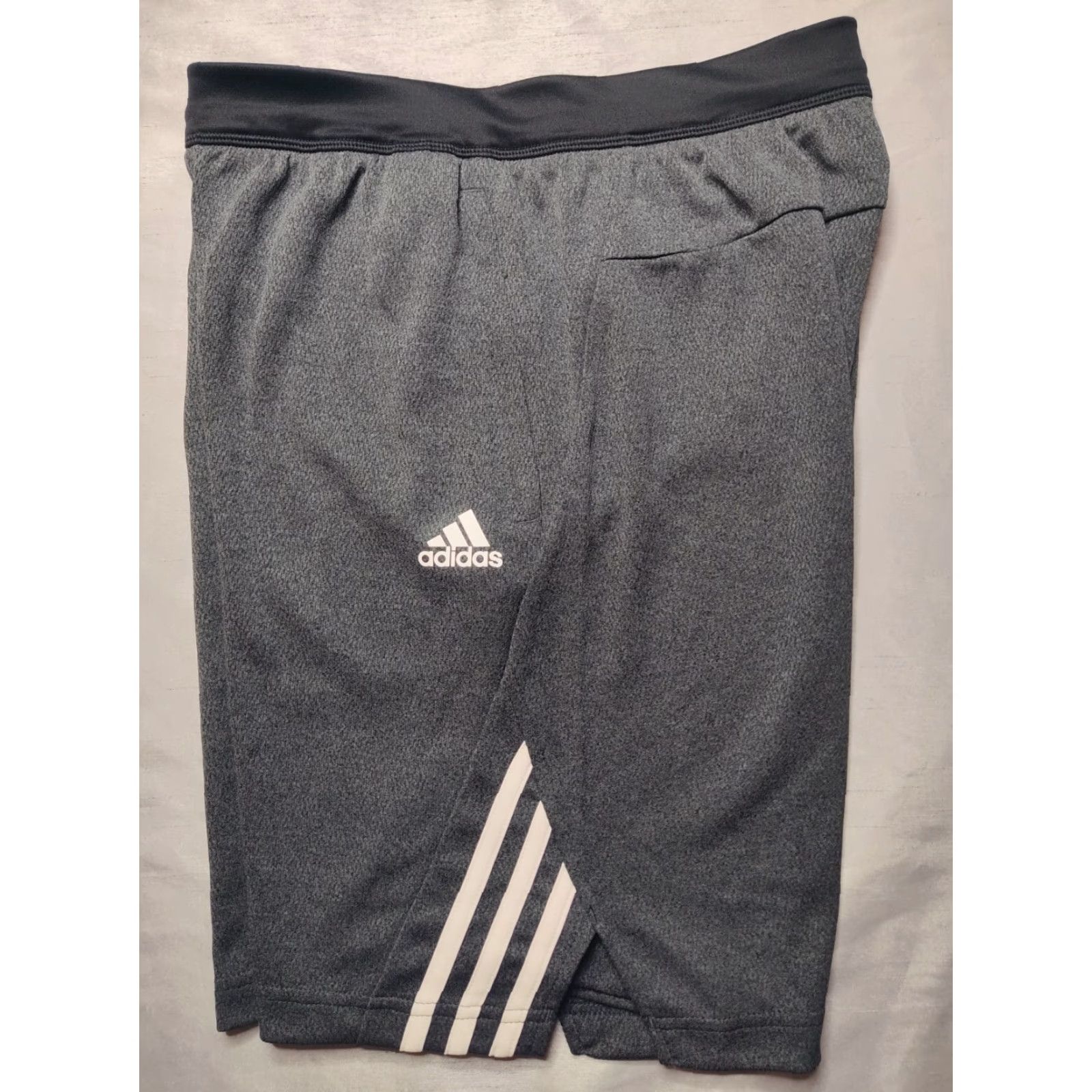 Adidas ADIDAS Men Small Black Melange Axis 20 Knit Textured Training Shorts NEW Size US 29 - 2 Thumbnail
