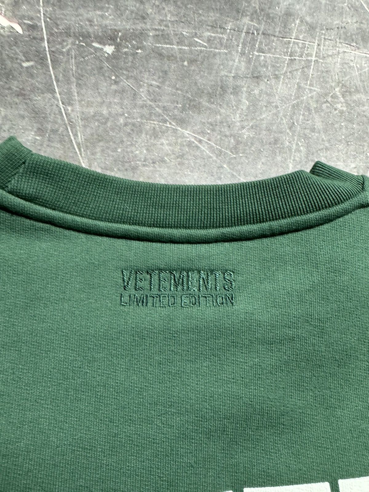 Vetements Vetements Polizei Crewneck Sweatshirt Size US M / EU 48-50 / 2 - 6 Thumbnail