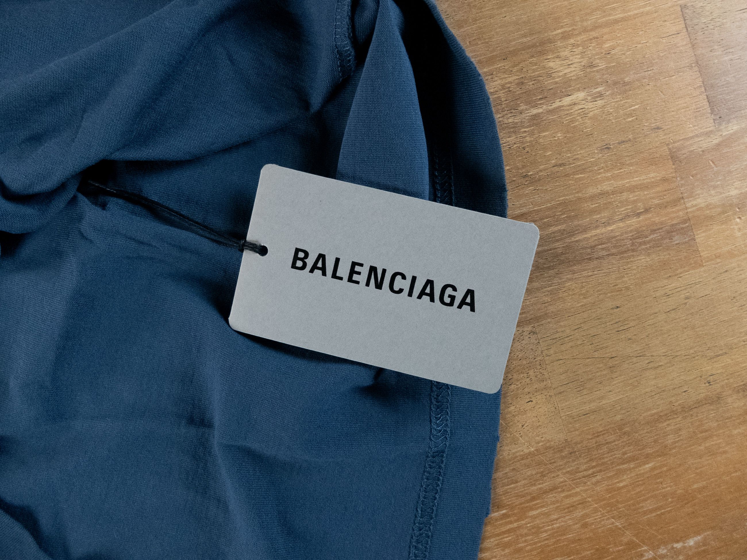 Balenciaga BALENCIAGA Laurel BB logo blue oversize t-shirt Size Medium Size US M / EU 48-50 / 2 - 7 Thumbnail