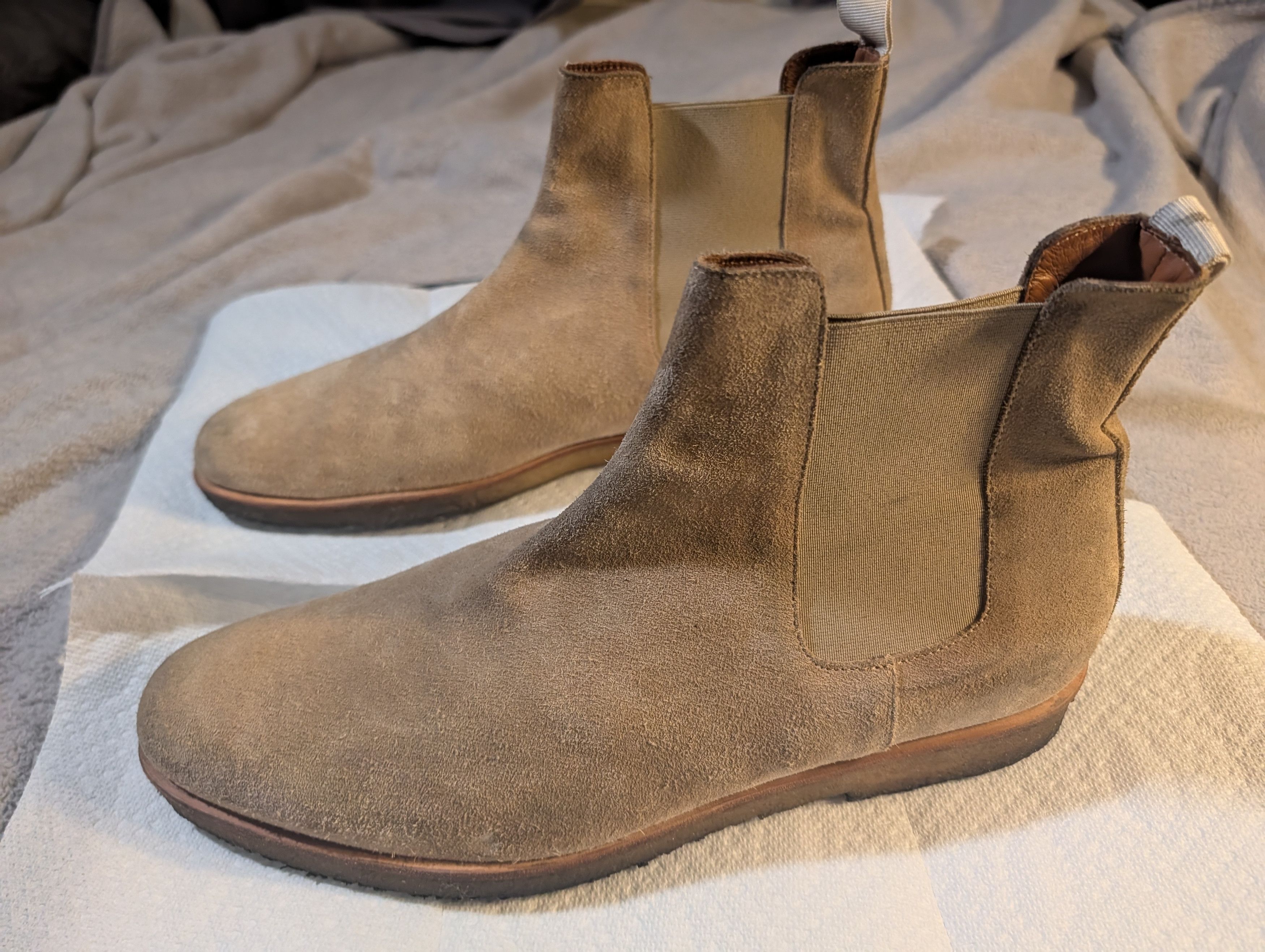 Common Projects Common Projects Chelsea Boots | Sand Suede | Well-Maintained Size US 13 / EU 46 - 7 Thumbnail