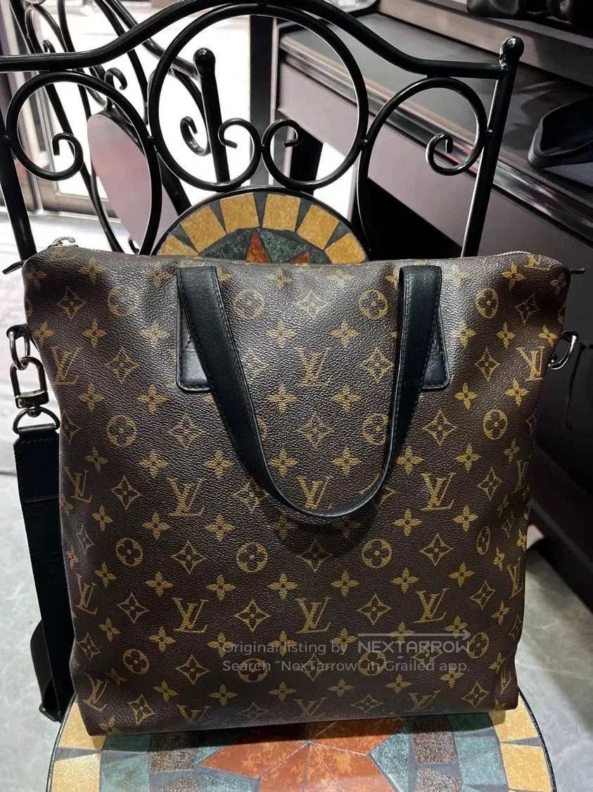 Louis Vuitton Louis Vuitton Men's Monogram Business Briefcase. Size ONE SIZE - 2 Thumbnail